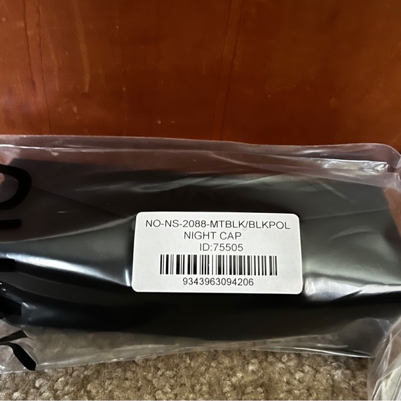 Quay Sunglasses. Black Matte Night Cap. Polarized. - Picture 4 of 5